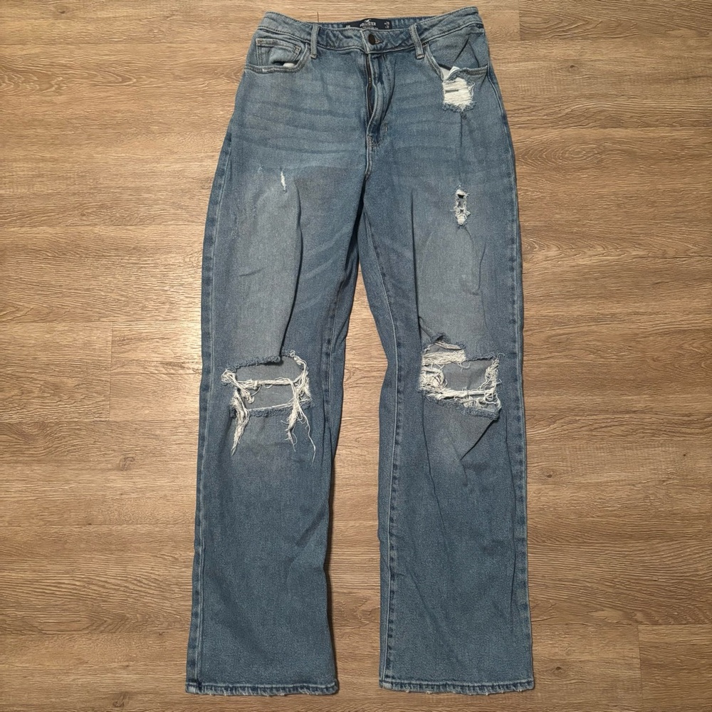 Hollister distressed light-wash ripped wide-leg jeans ultra high rise dad jeans